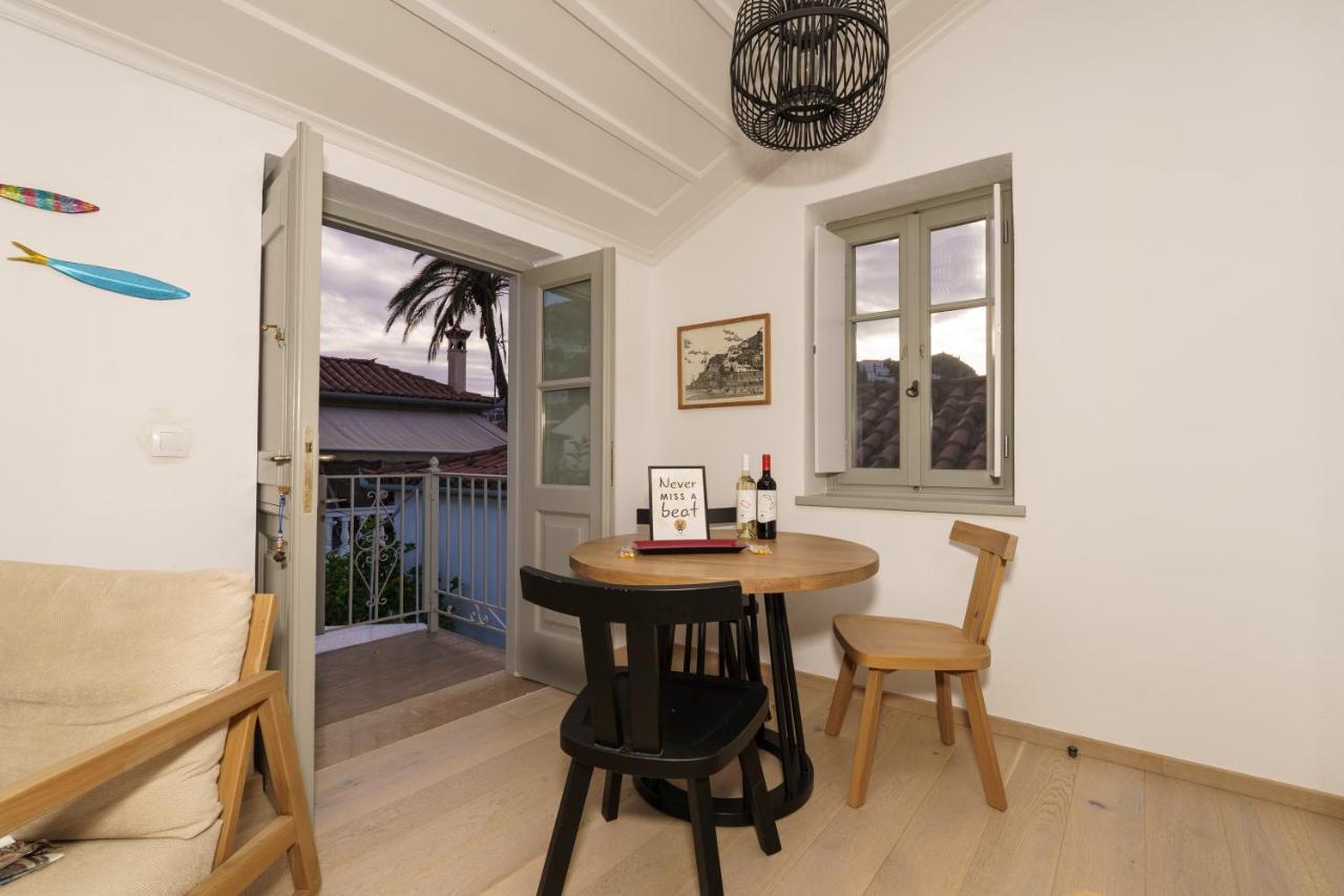 Livin Hydra Private Collection Suite 2 Exterior photo